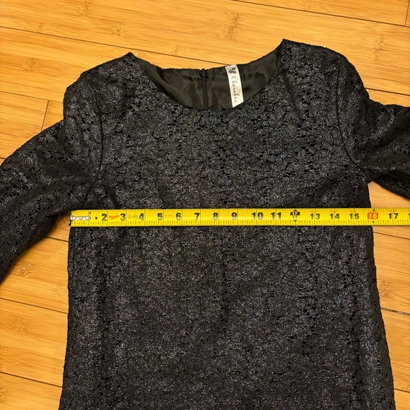 Cherokee shimmery black lace shirt for girls. Fully lined,  XL, scalloped hem. - Picture 6 of 8